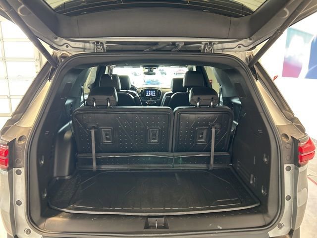 Used 2023 Chevrolet Traverse LT AWD/4WD image 16