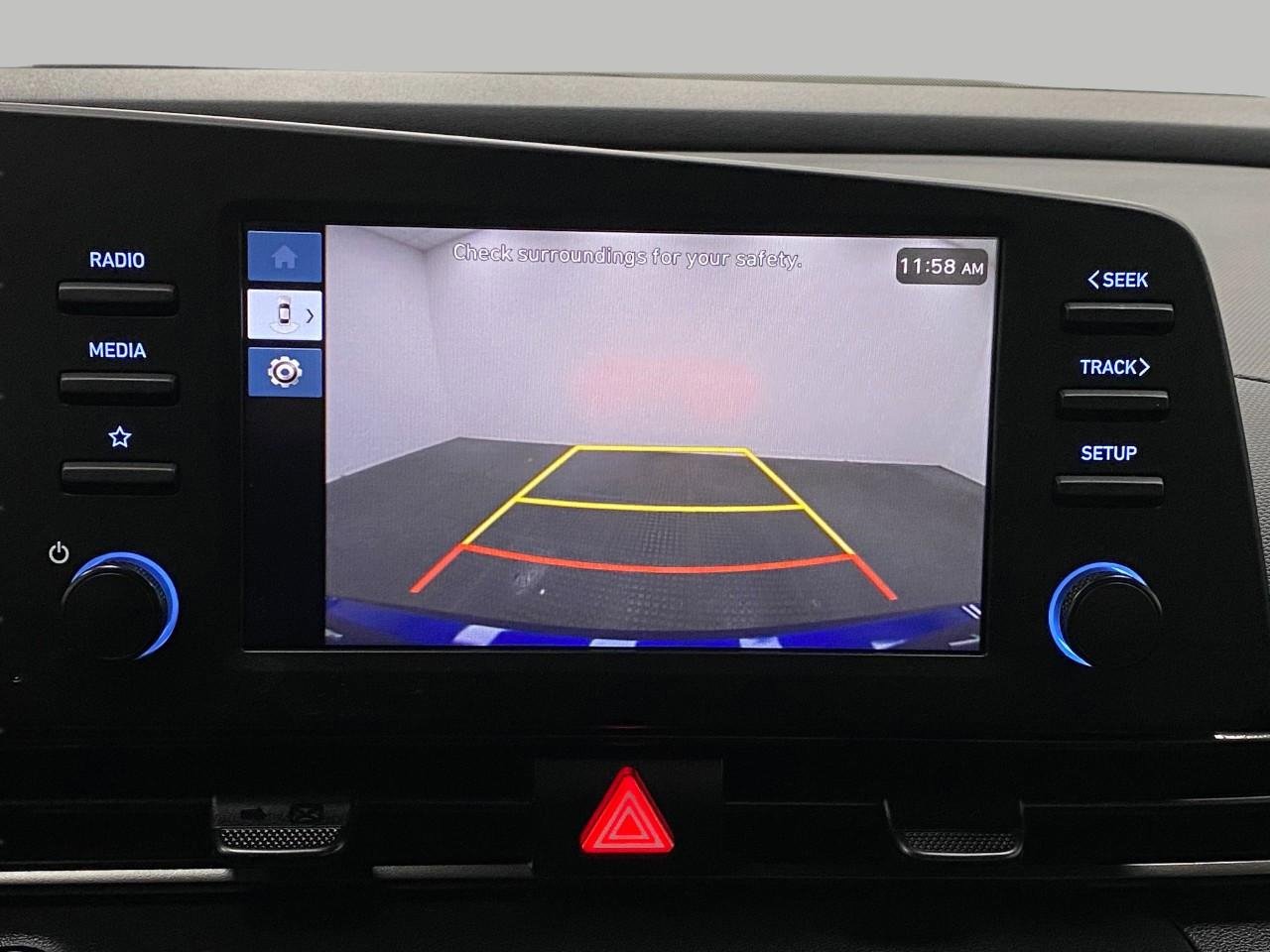 Certified 2025 Hyundai Elantra Sport image 22