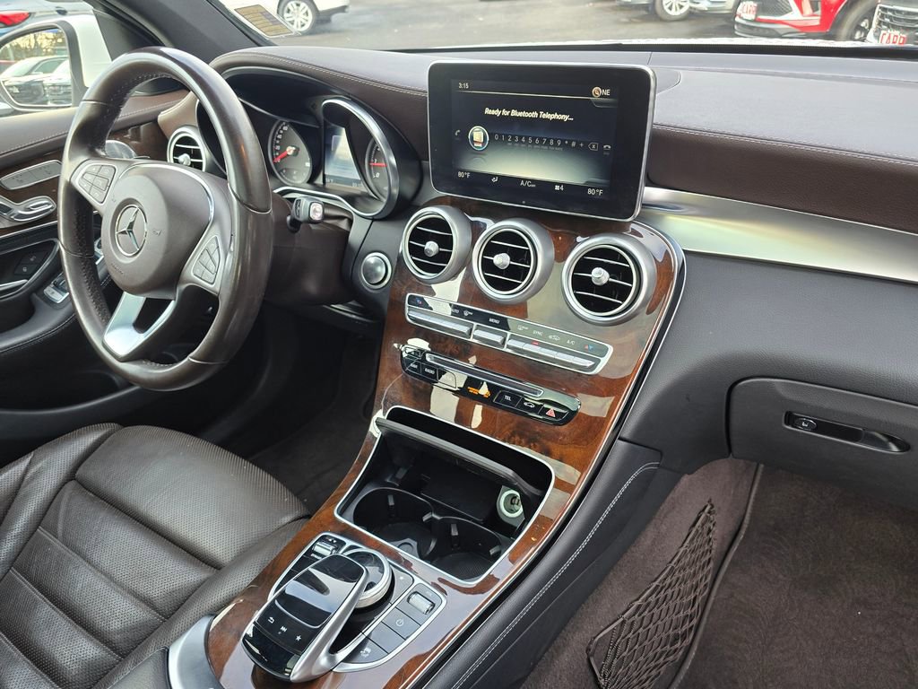 Used 2017 Mercedes-Benz GLC 300 4MATIC image 46