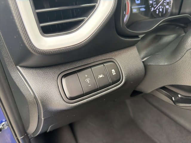 Certified 2022 Hyundai Venue Limited w/ Cargo Package image 18