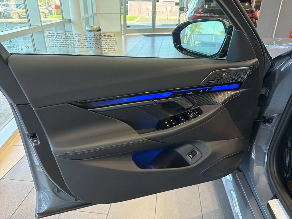 New 2026 BMW M5 w/ M Driver's Package image 8