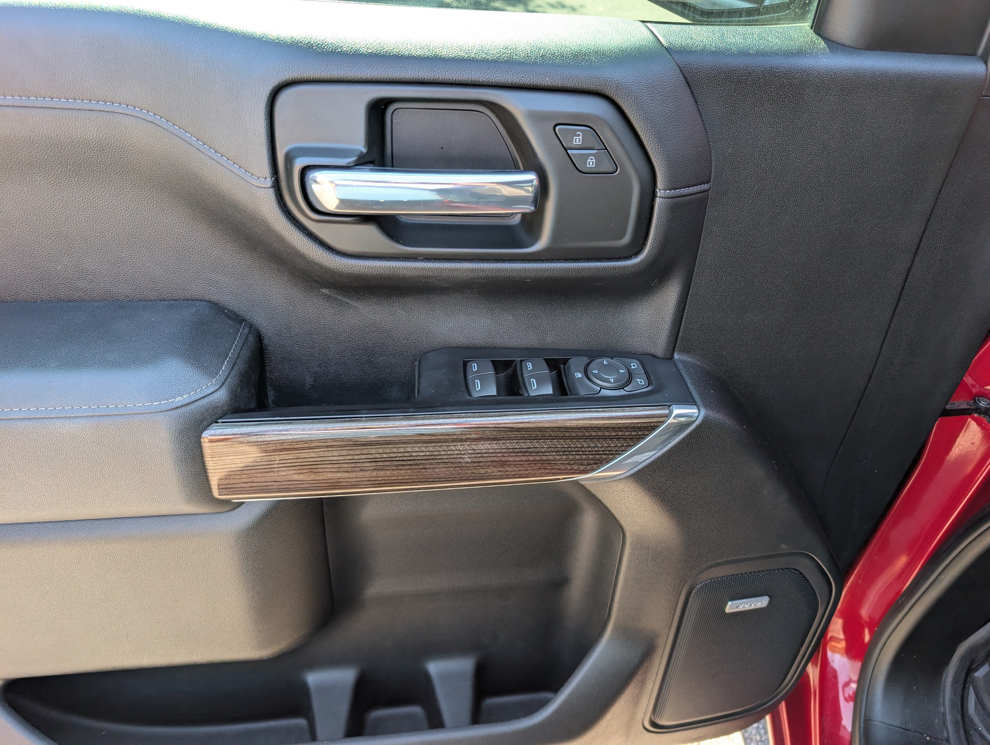 Used 2020 Chevrolet Silverado 1500 RST AWD/4WD image 19