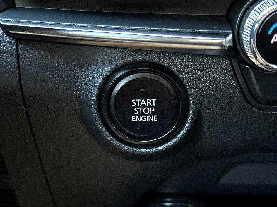 Used 2020 MAZDA MAZDA3 Hatchback w/ Premium Package image 22
