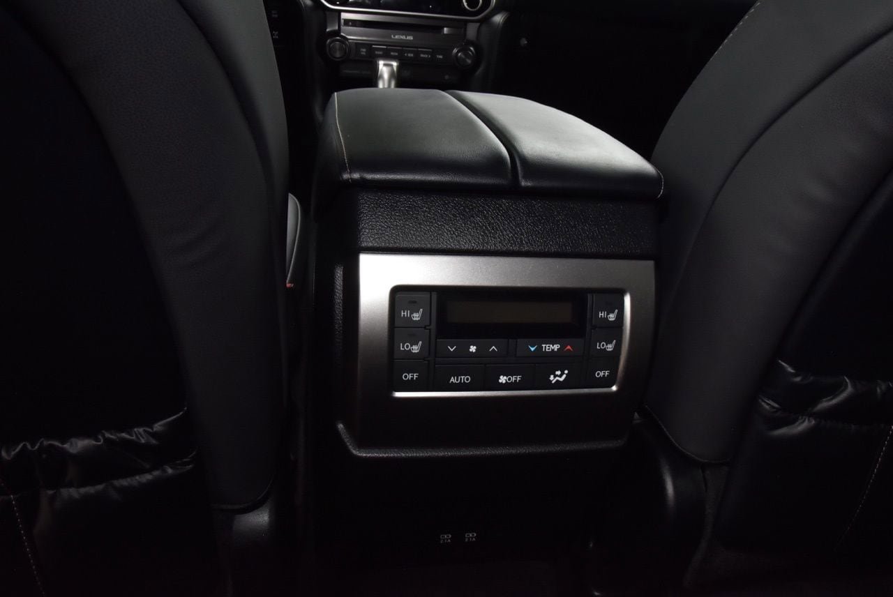 Used 2023 Lexus GX 460 Premium w/ Accessory Package AWD/4WD image 20