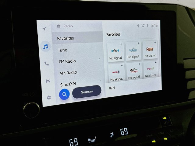 Certified 2025 Toyota Camry SE FWD image 16