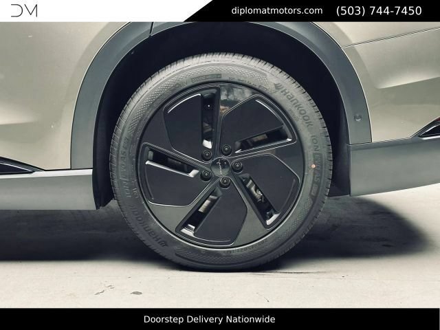 Used 2026 Lucid Gravity Grand Touring AWD/4WD image 46