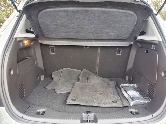 Certified 2022 Chevrolet Trax LT w/ LT Convenience Package image 11