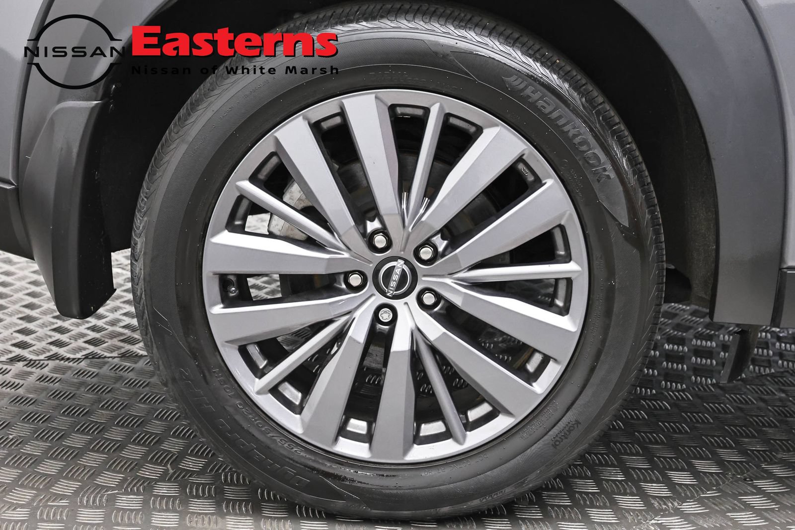 Used 2024 Nissan Pathfinder SL AWD/4WD image 29