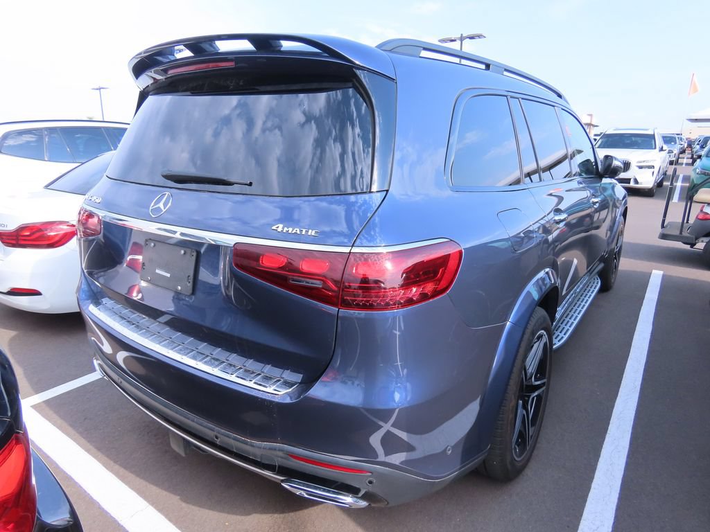 Used 2024 Mercedes-Benz GLS 450 4MATIC image 4