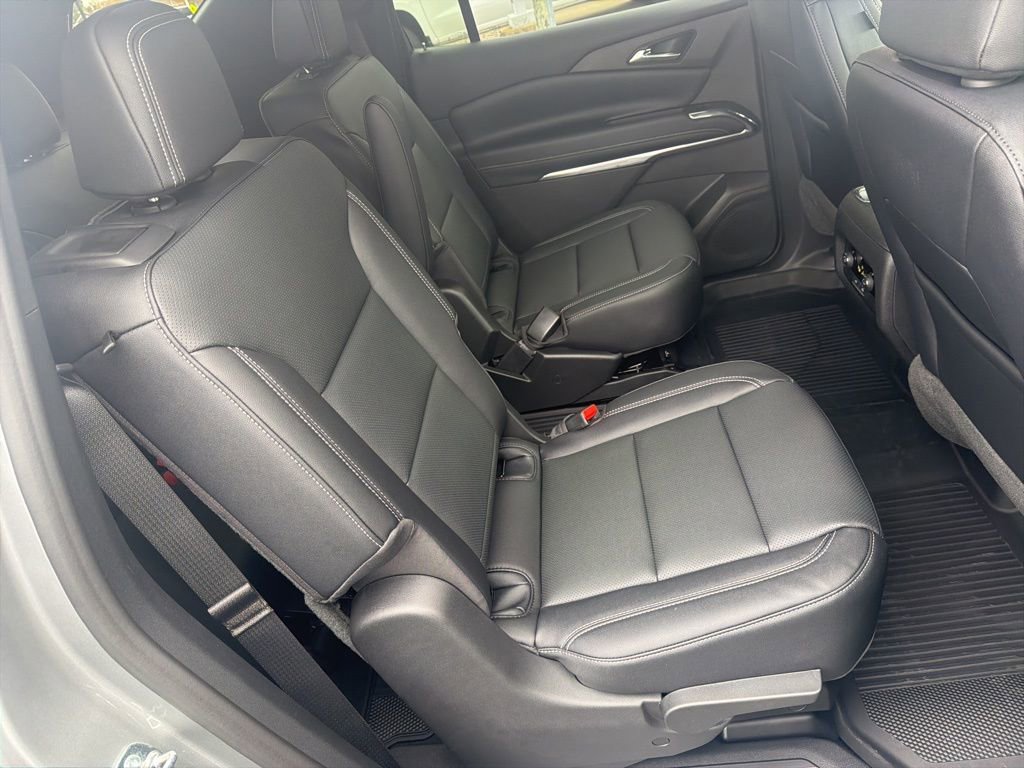 New 2026 Chevrolet Traverse LT w/ Midnight/Sport Edition image 39