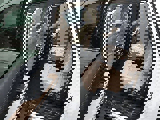 Used 2024 Ford Expedition Max Limited image 19