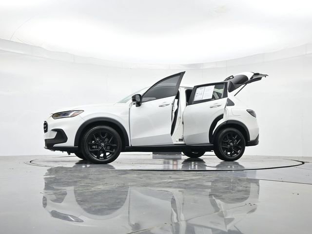 Used 2023 Honda HR-V Sport image 48