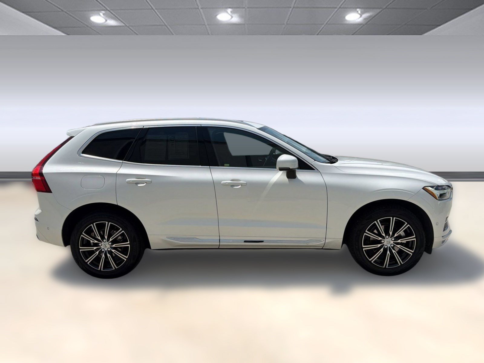 Used 2018 Volvo XC60 T5 Inscription w/ Convenience Package AWD/4WD image 8