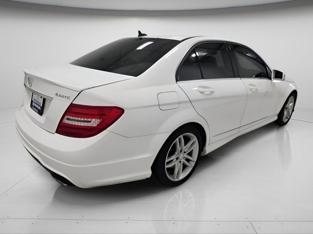 Used 2014 Mercedes-Benz C 300 4MATIC Sedan image 12