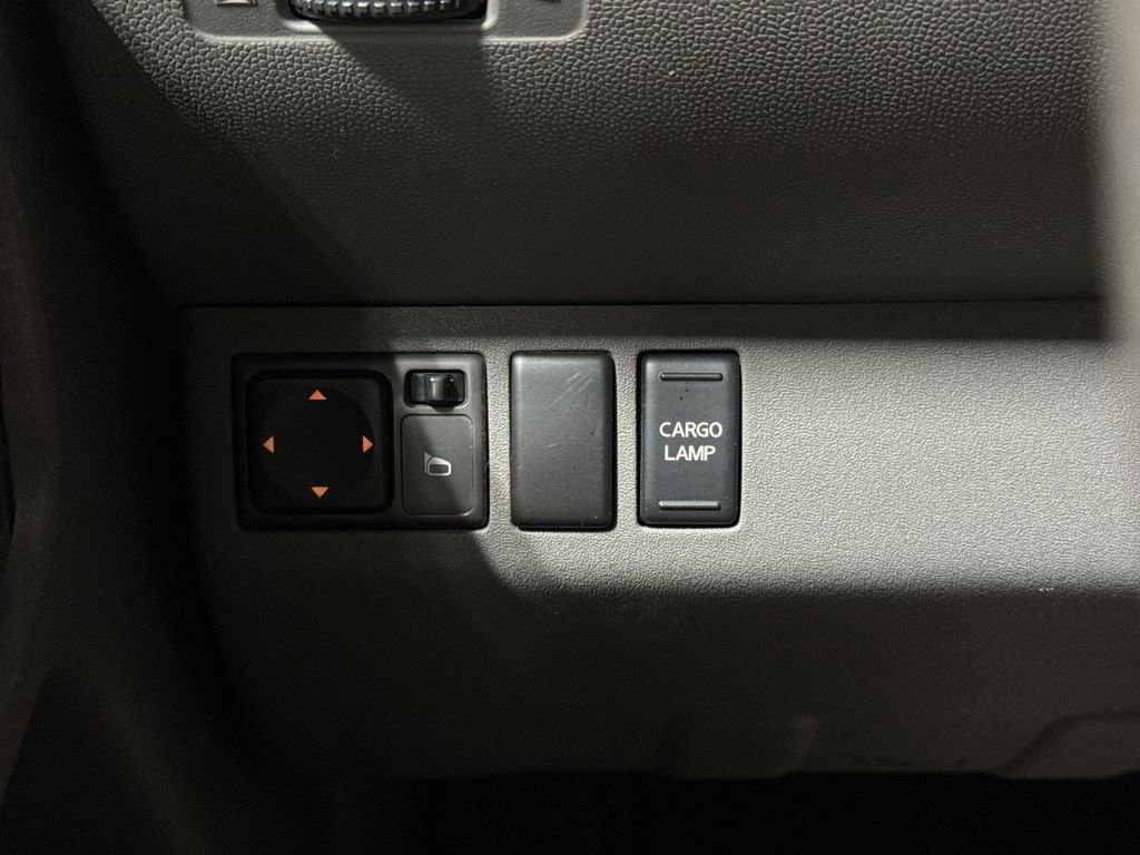 Used 2006 Nissan Frontier XE w/ (G01) XE Preferred Pkg image 17
