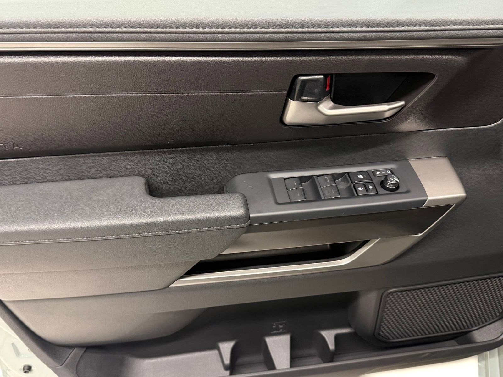 New 2026 Toyota Tundra SR AWD/4WD image 11