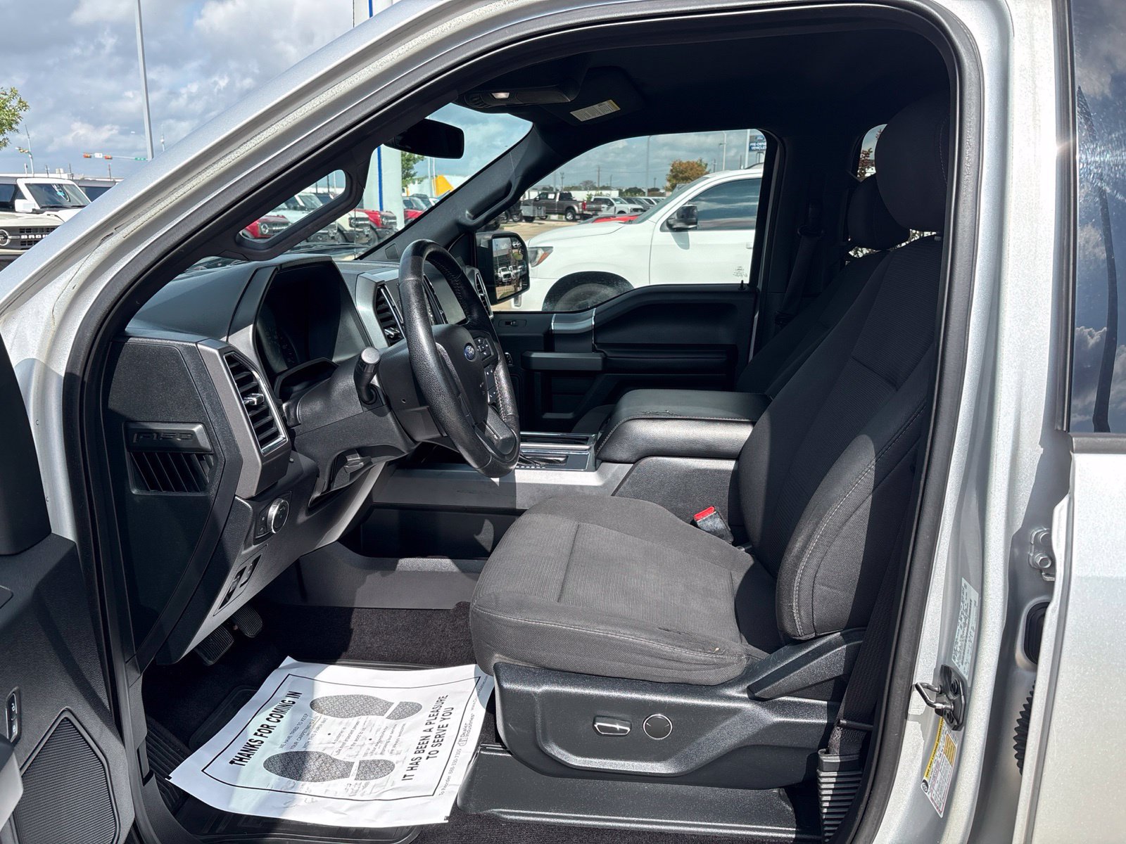Used 2015 Ford F150 XLT w/ Equipment Group 301A Mid RWD image 15