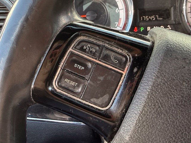 Used 2020 Dodge Grand Caravan SXT FWD image 16