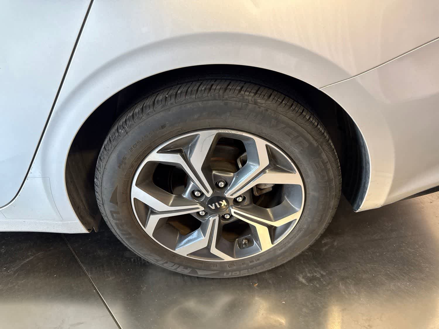 Used 2019 Kia Forte LXS FWD image 7