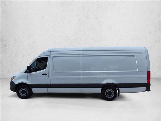 Used 2025 Mercedes-Benz Sprinter 2500 image 8
