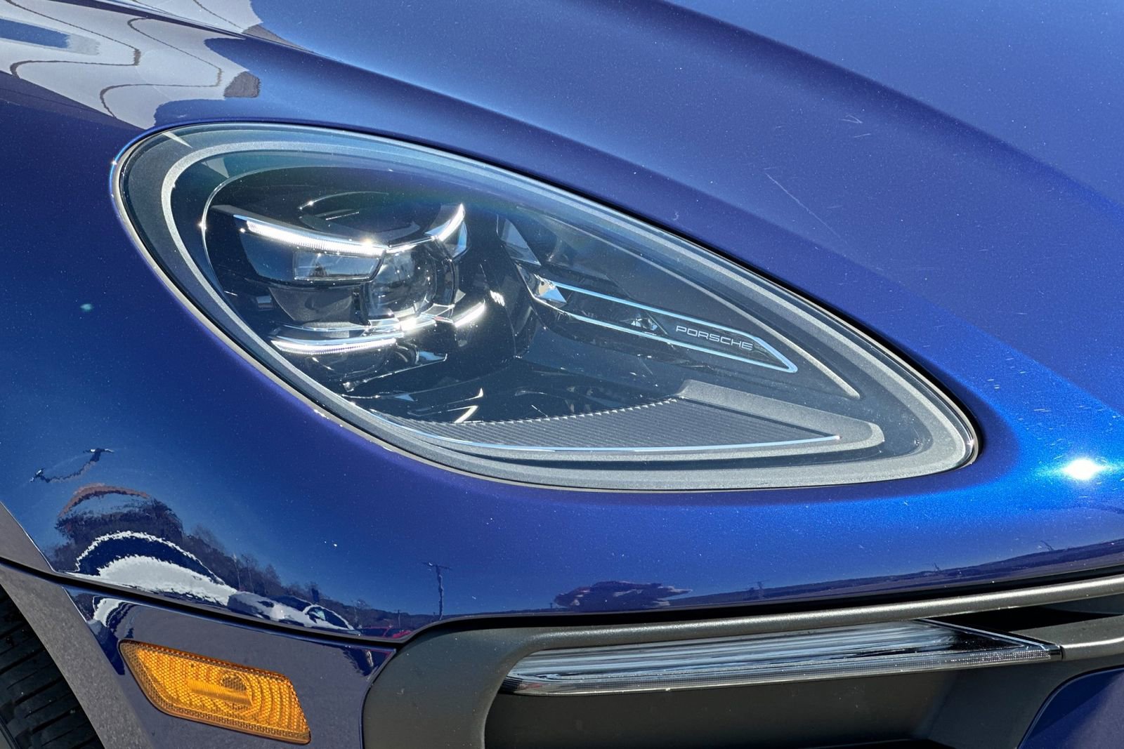 Used 2024 Porsche Macan image 37