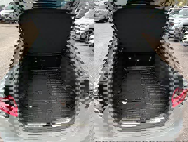 Used 2021 Kia Stinger GT image 29