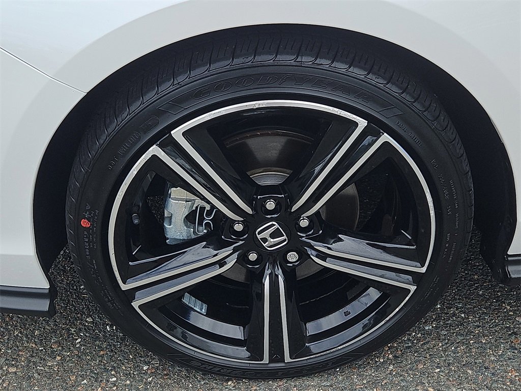 Used 2024 Honda Accord Sport image 7