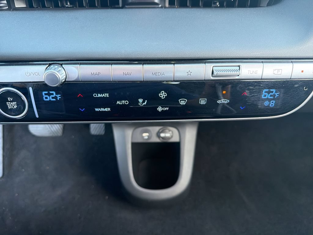Used 2024 Hyundai Ioniq 5 SEL RWD image 16