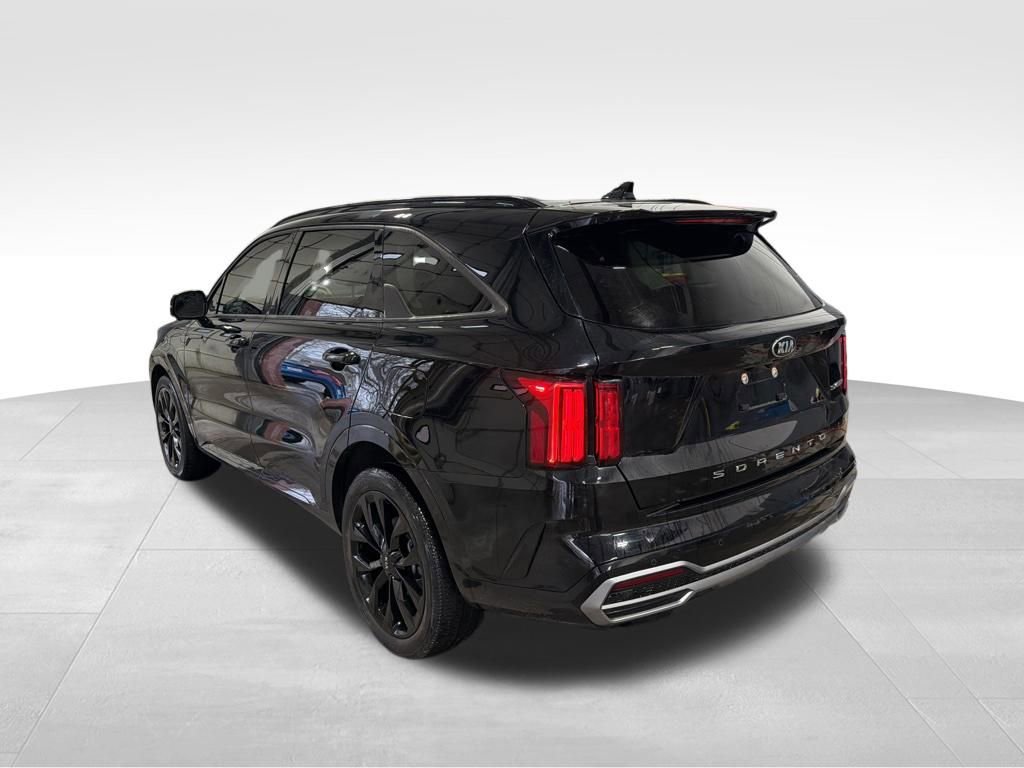 Used 2021 Kia Sorento SX image 3