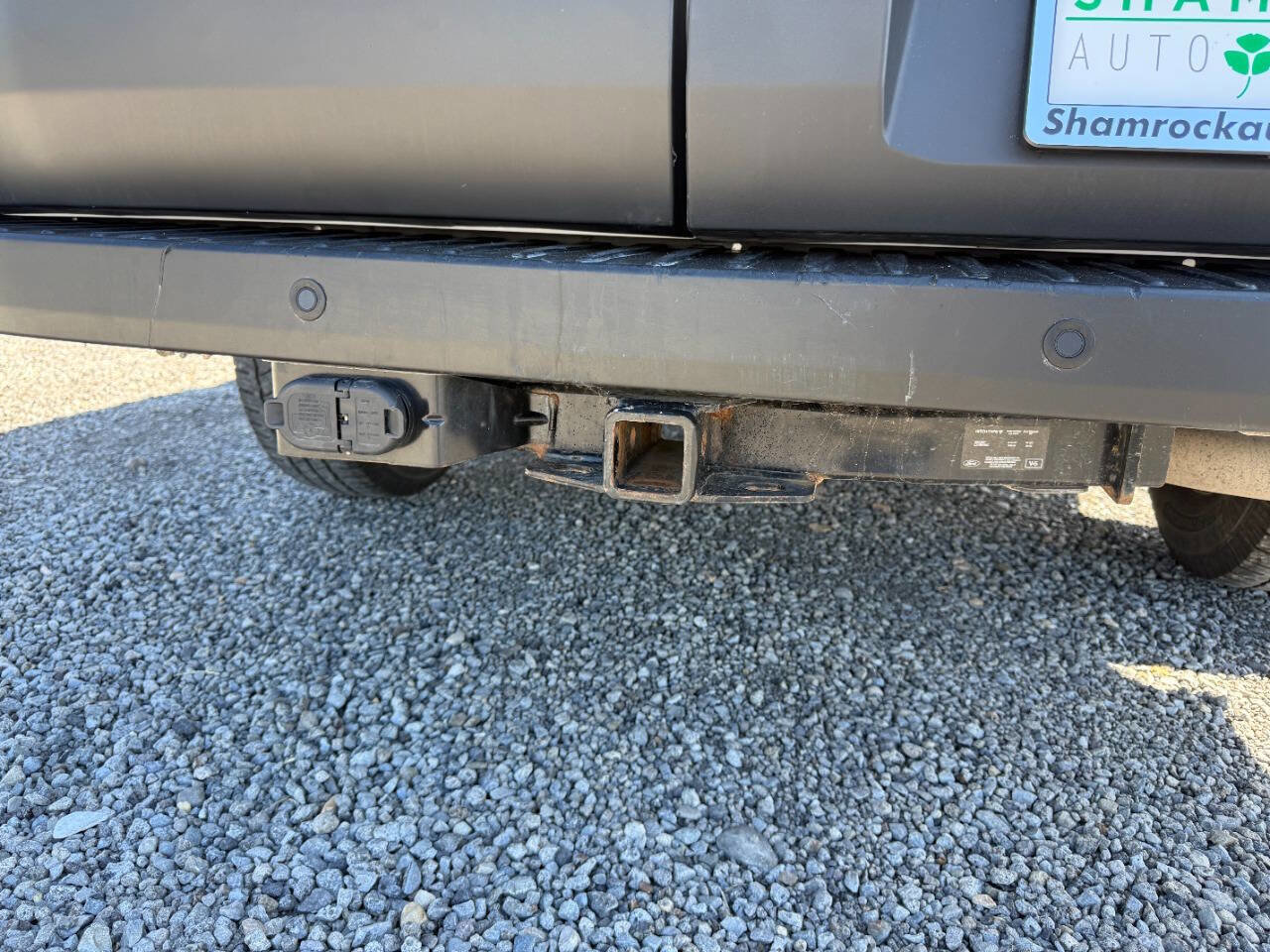 Used 2023 Ford Transit 250 Low Roof AWD image 10