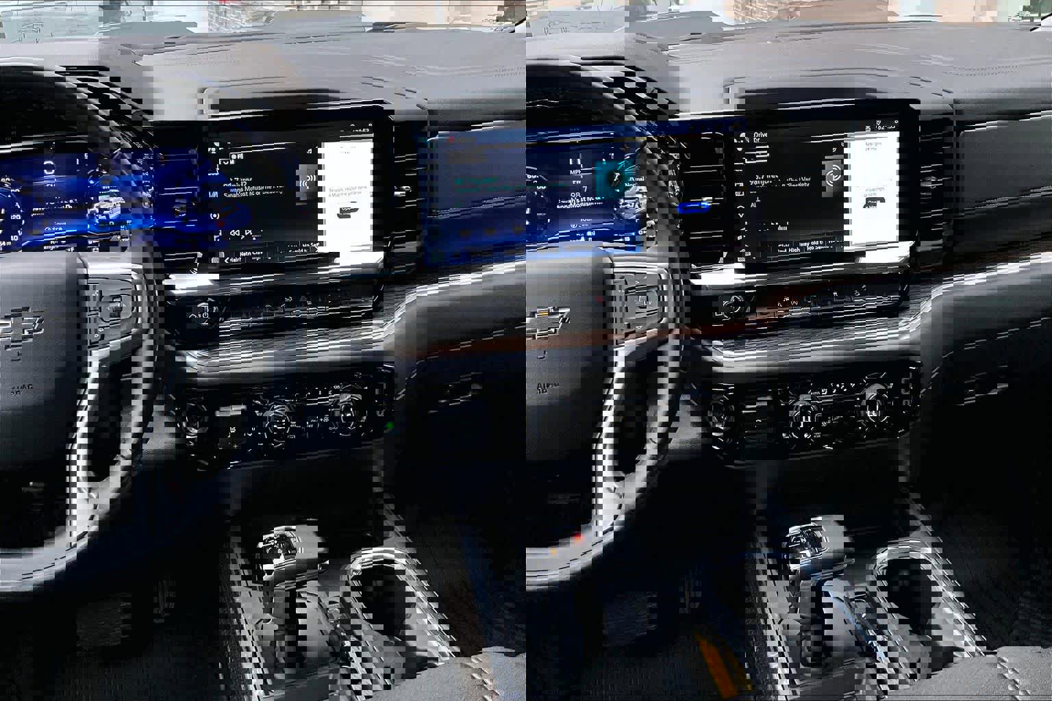 Used 2024 Chevrolet Silverado 1500 LT Trail Boss w/ Protection Package image 7