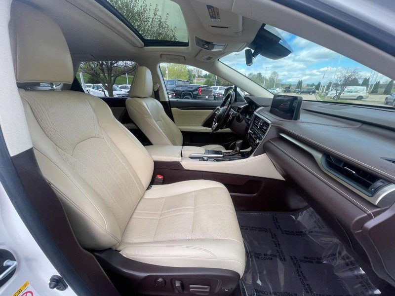 Used 2020 Lexus RX 450hL Luxury w/ Accessory Package AWD/4WD image 7