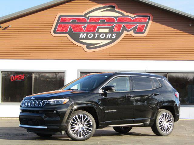 Used 2022 Jeep Compass Limited w/ Elite Group image 2