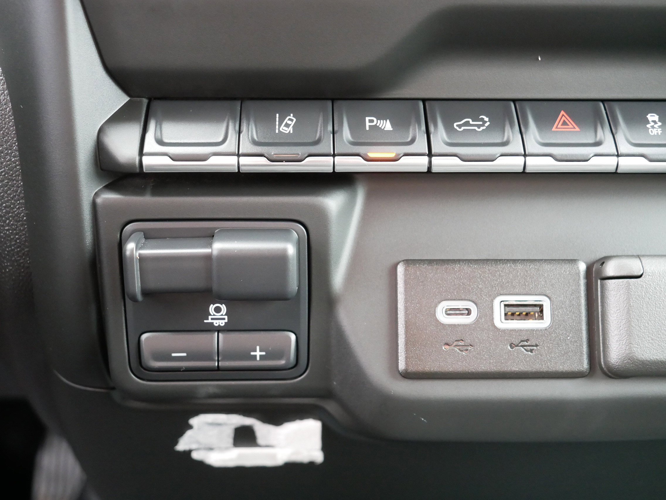 Used 2024 GMC Sierra 3500 Pro w/ 1SA Pro Safety Plus Package image 31