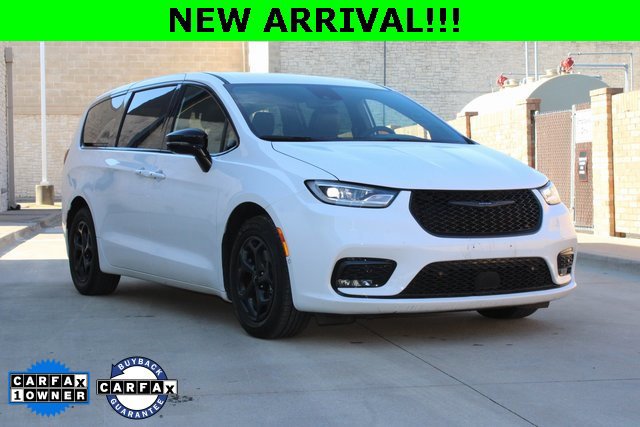 Used 2024 Chrysler Pacifica Limited