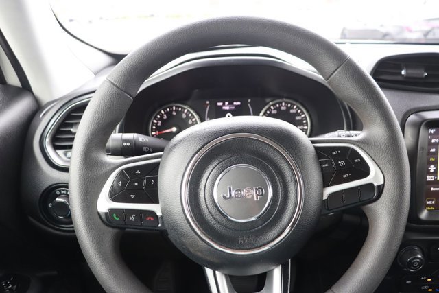 Used 2023 Jeep Renegade Latitude image 20