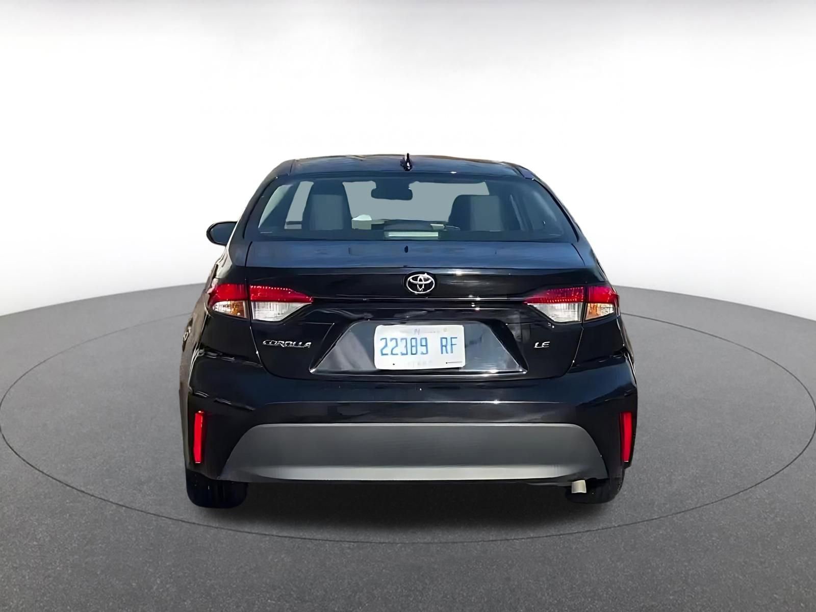Used 2025 Toyota Corolla LE image 12