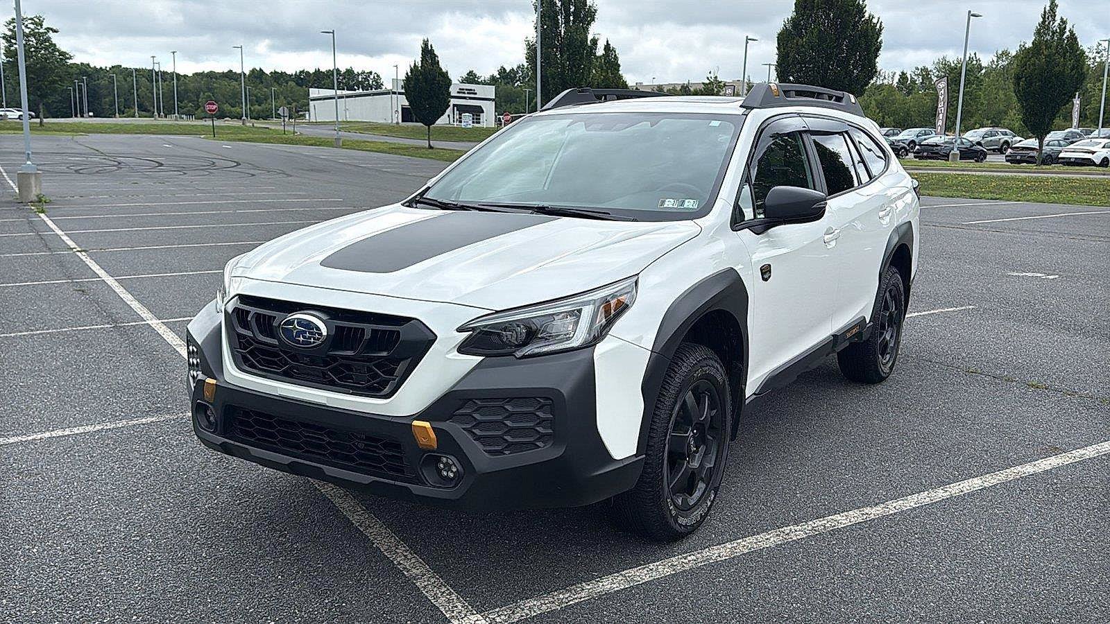 Used 2025 Subaru Outback Wilderness AWD/4WD image 14