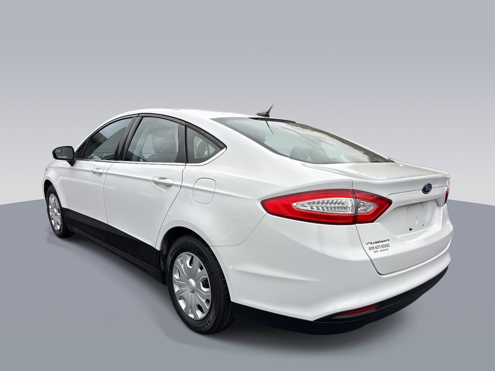 Used 2014 Ford Fusion S image 5