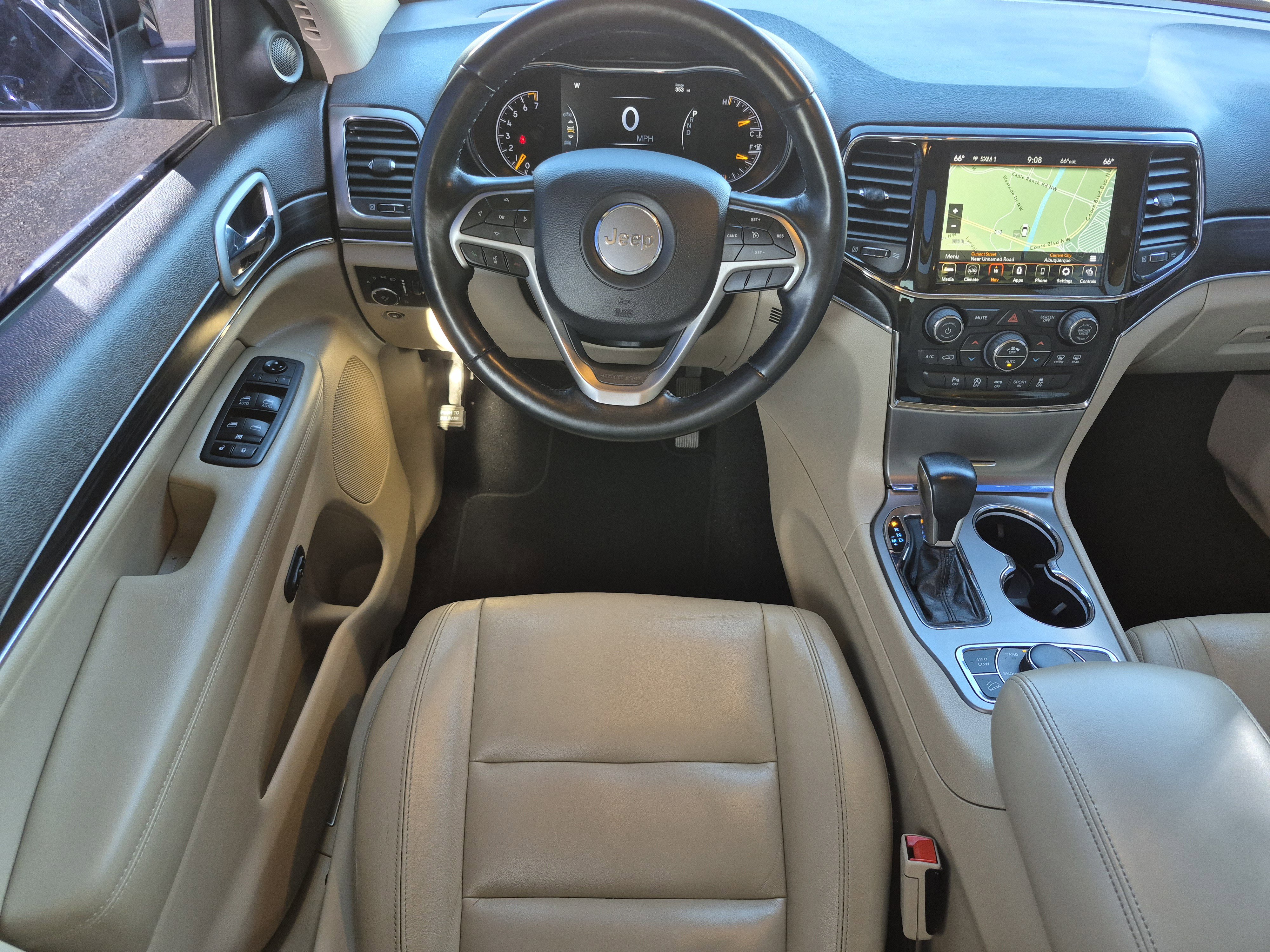 Used 2020 Jeep Grand Cherokee Limited image 32