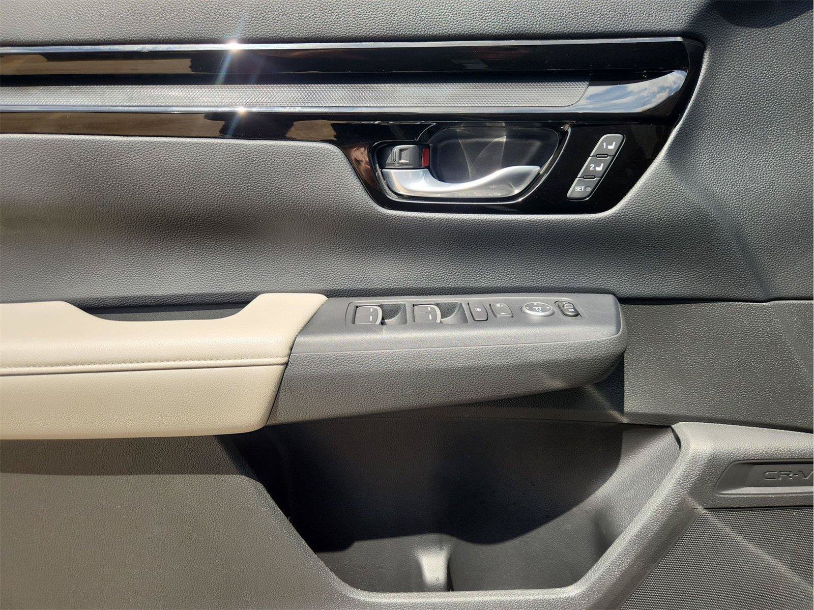 Used 2025 Honda CR-V EX-L image 22