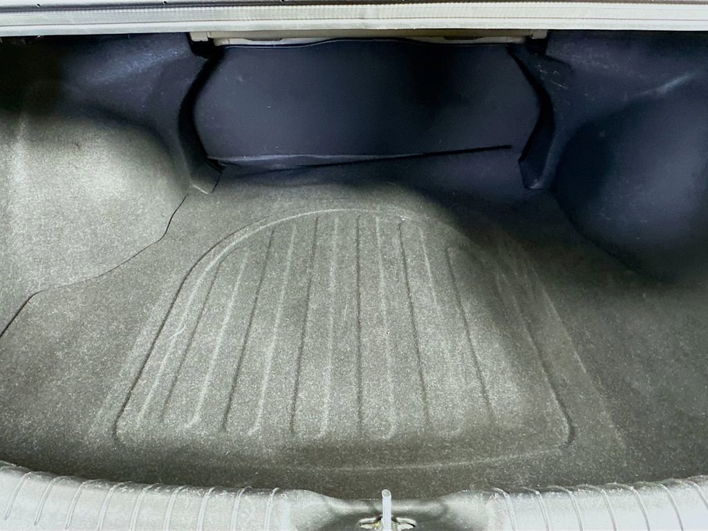 Used 2022 Hyundai Elantra SE image 30