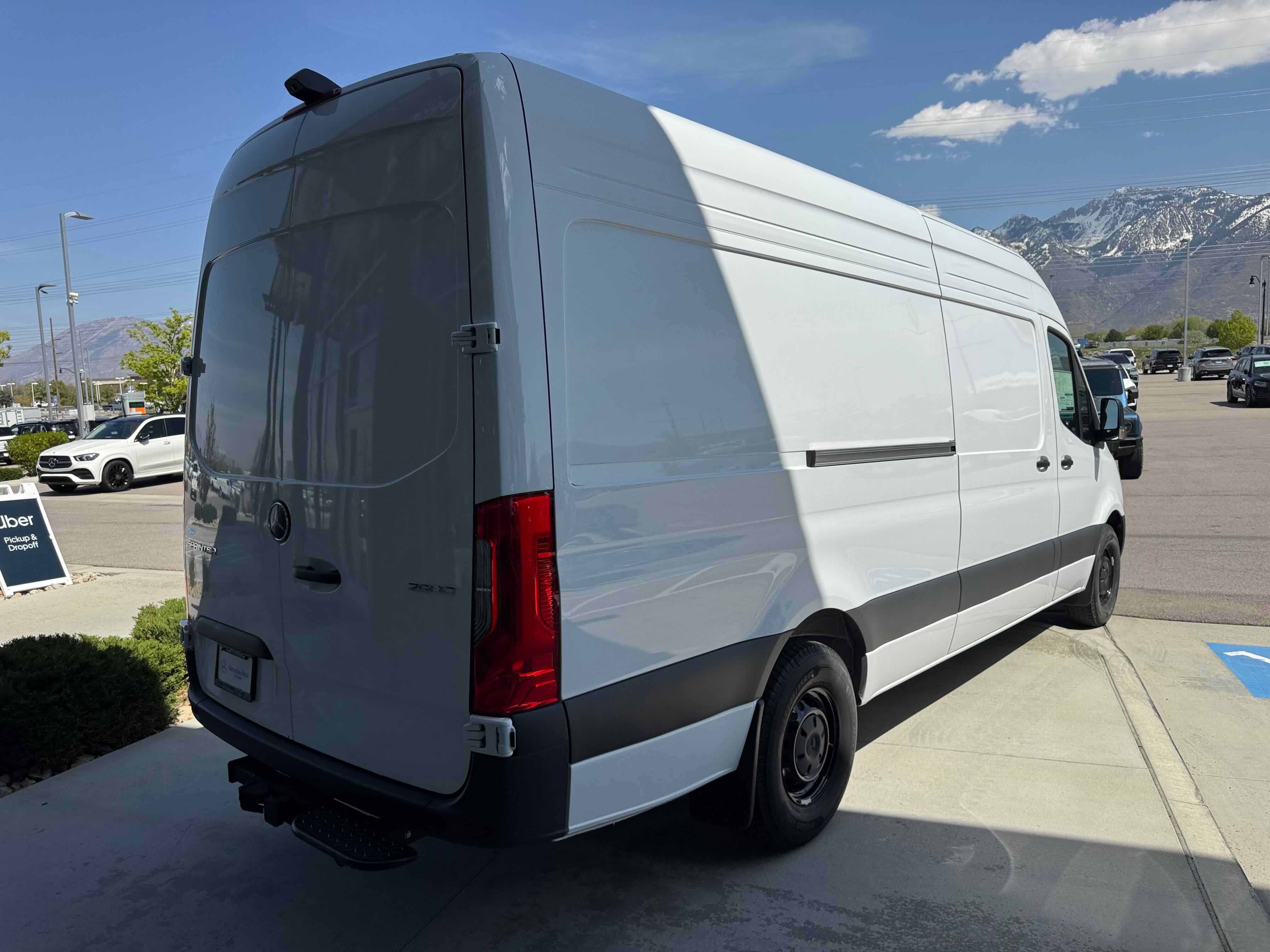 New 2025 Mercedes-Benz Sprinter 2500 image 8