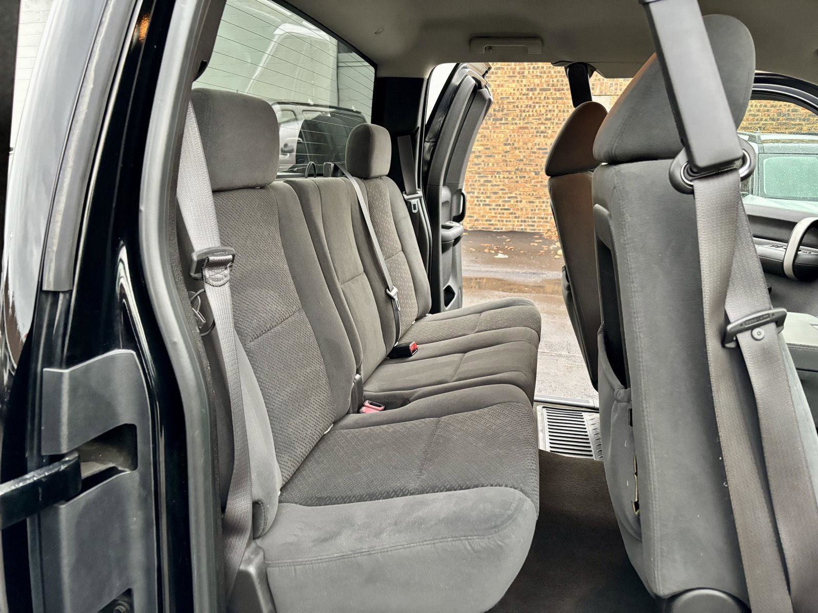 Used 2008 Chevrolet Silverado 2500 LT w/ 1LT Convenience Package image 9