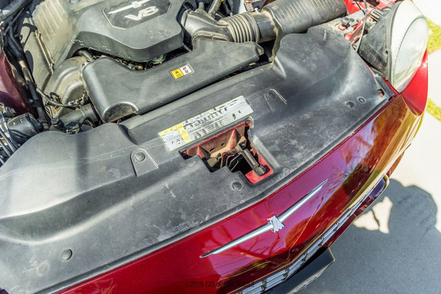 Used 2004 Ford Thunderbird Deluxe image 26