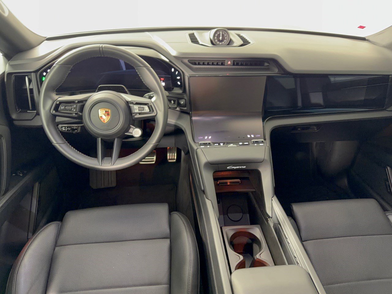 New 2026 Porsche Cayenne Electric AWD/4WD image 17