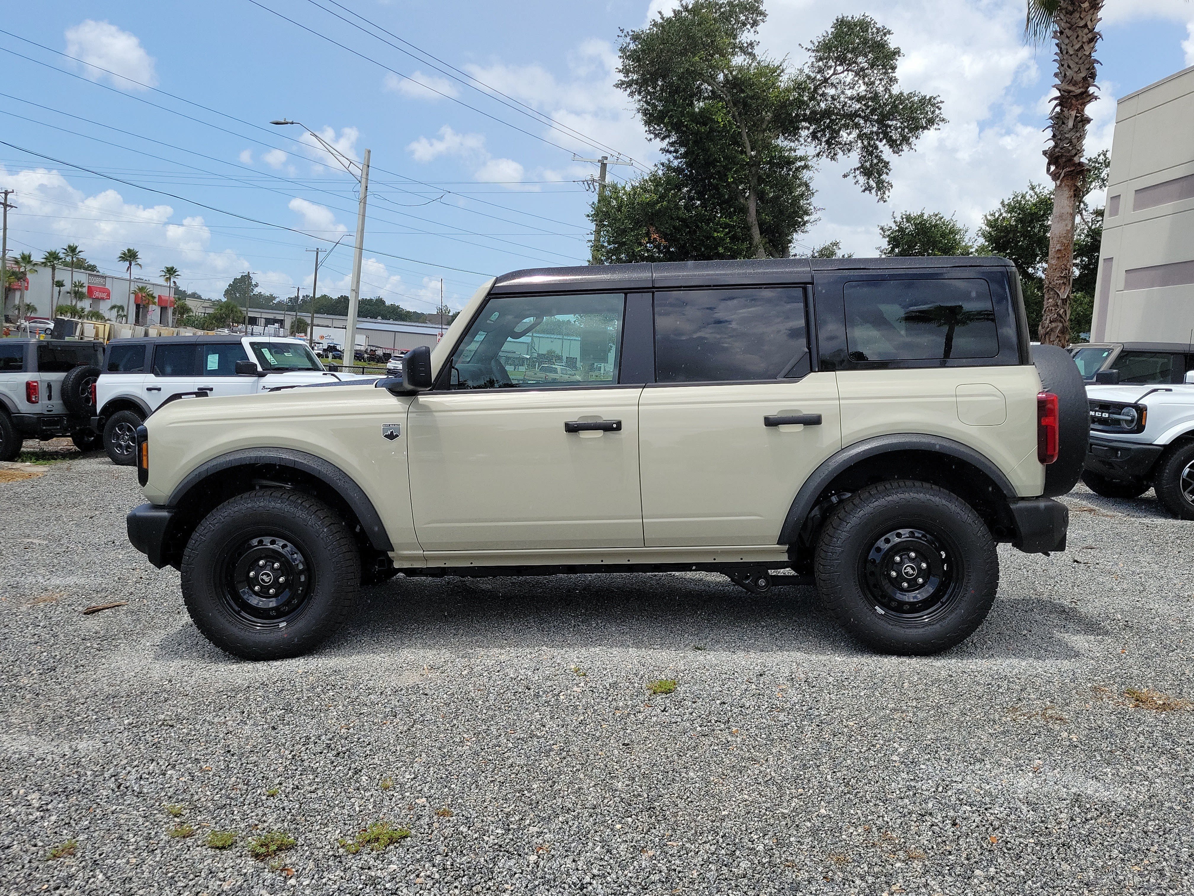 New 2026 Ford Bronco Big Bend AWD/4WD image 7