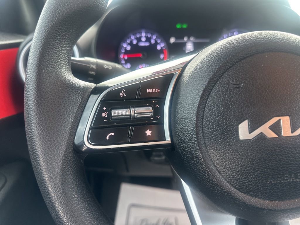 Used 2023 Kia Forte LXS w/ LXS Technology Package image 24