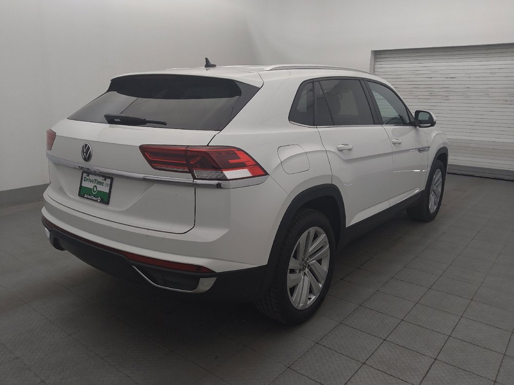 Used 2023 Volkswagen Atlas Cross Sport SE FWD image 9