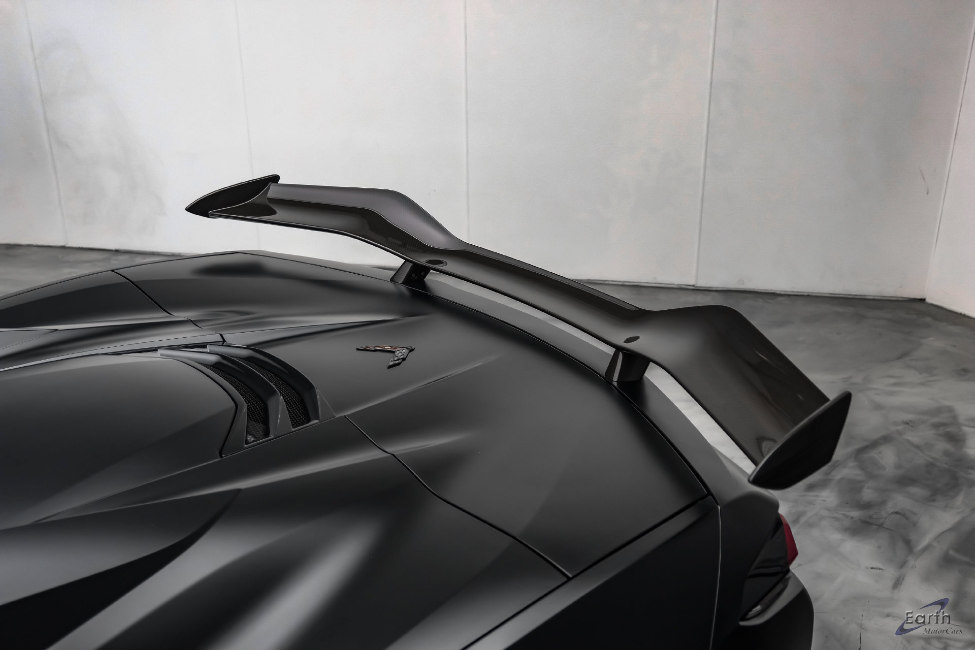 Used 2024 Chevrolet Corvette Z06 w/ Z07 Performance Package RWD image 42